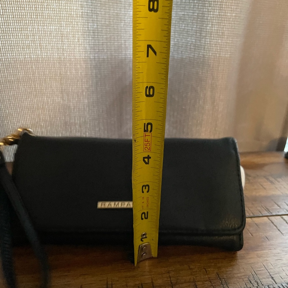 Black Rampage wristlet - Picture 3 of 4